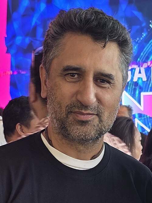 JuanC_Rdgz's tweet photo. 📺 Happy Birthday Cliff Curtis 🎂📺
#CliffCurtis #FeartheWalkingDead #TravisManawa #TheMeg #Meg2TheTrench #Mac #JamesMackreides #AvatarTheWayofWater #AvatarFireandAsh #Tonowari #HappyBirthdayCliffCurtis https://t.co/mO1uK96t8m