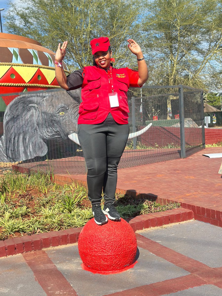 madlomo37's tweet photo. #EFFAnnivesary 
#EFFTurns13 
#RegisterToVoteEFF https://t.co/5QfkipiPkW