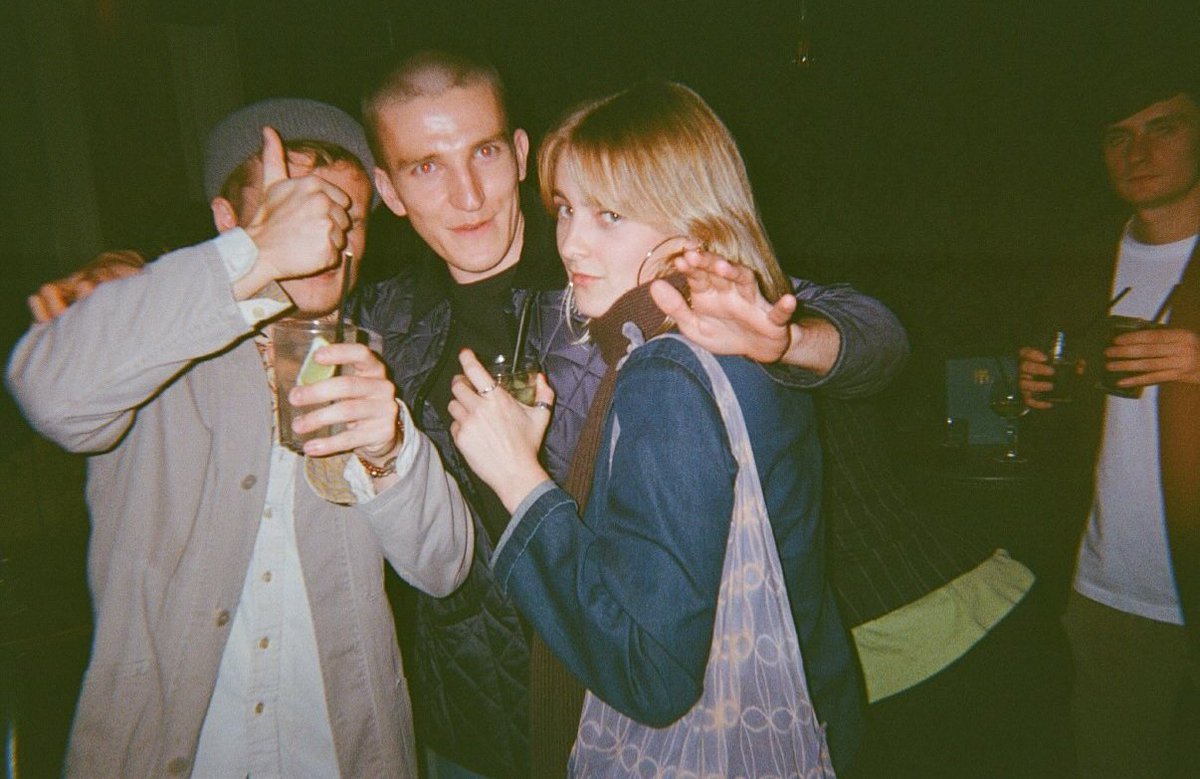 thinkerewan's tweet photo. EWAN PHIA AND TOM https://t.co/3h8YuUA8t9