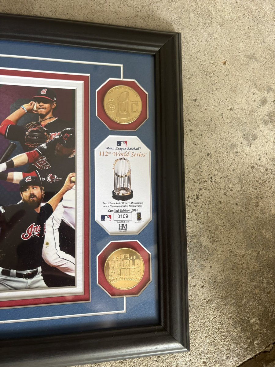 DealerTip's tweet photo. Framed 2016 World Series picture and medallions. $50 #ClevelandGuardians #Chicagocubs #worldseries #mlb #cleveland https://t.co/CIBZ7GFmse