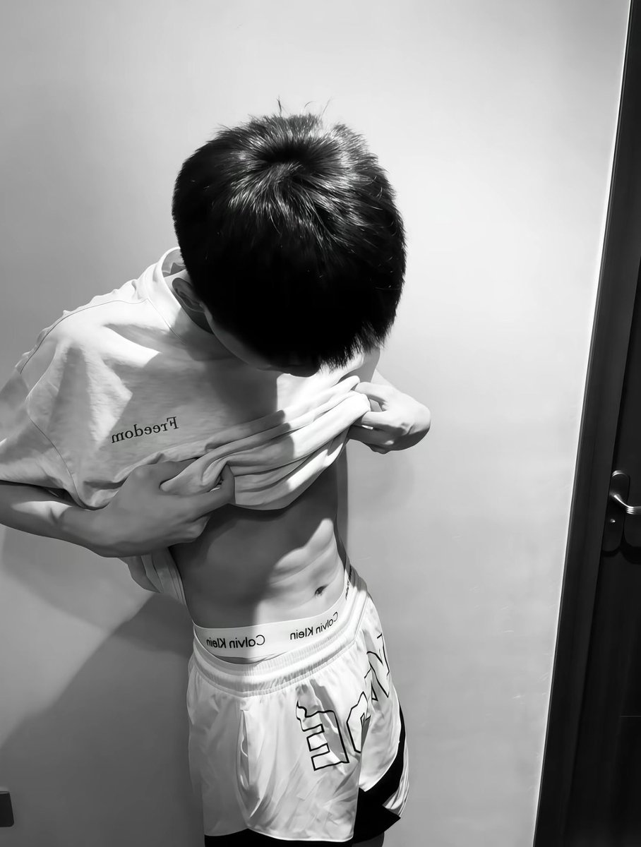 zsh0104's tweet photo. #gay https://t.co/iJgyoHUUCe