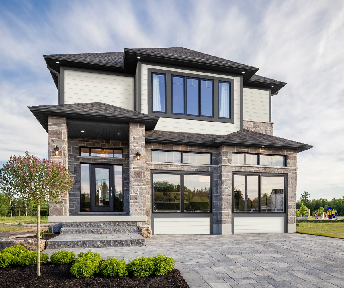 ExtremeHow_To's tweet photo. Home Exterior Color Trends for 2026 - Homeowners are increasingly drawn to exterior colors that feel calming, natural and connected to the environment.  https://t.co/gSHnaZS0Zb