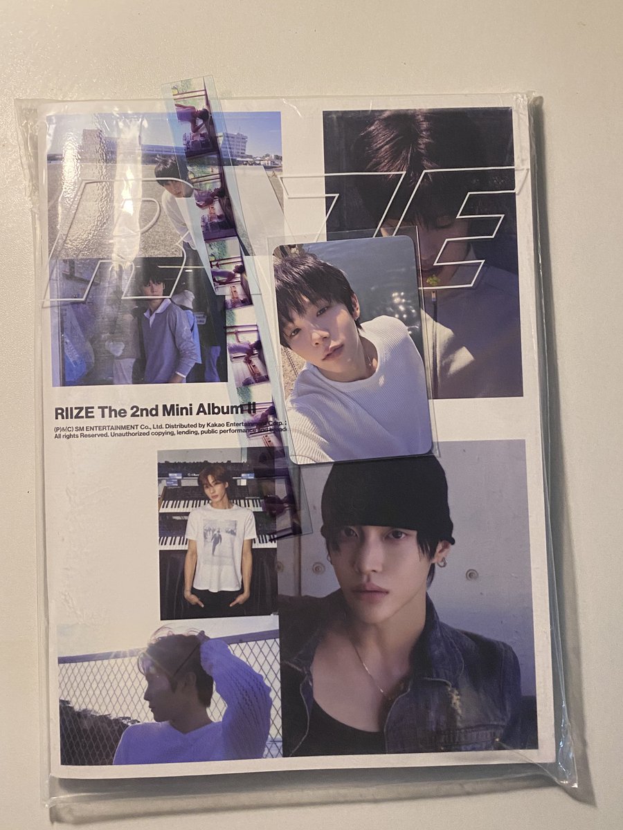 bluedistortion8's tweet photo. wts / พร้อมส่ง

★ Riize Album DYD All Shotaro 

 200 free shipping 📦

#ตลาดนัดriize #ตลาดนัดน้องข้าว https://t.co/TBJOA3JTaD