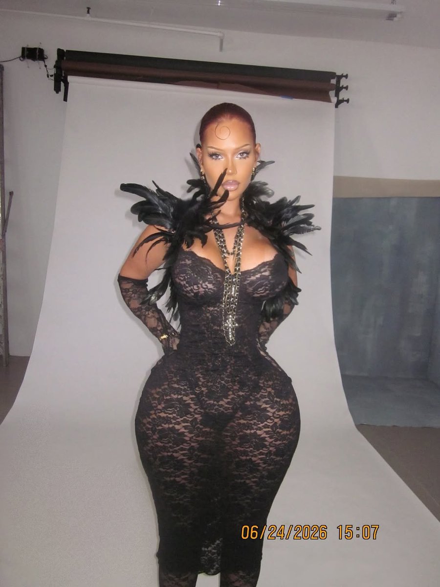 CurvyVisuals tweet picture