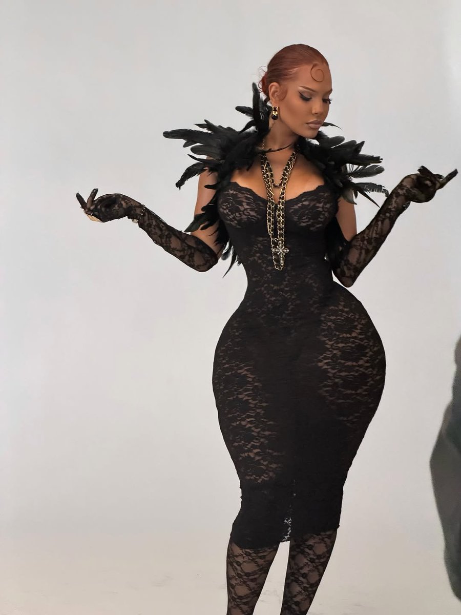 CurvyVisuals tweet picture