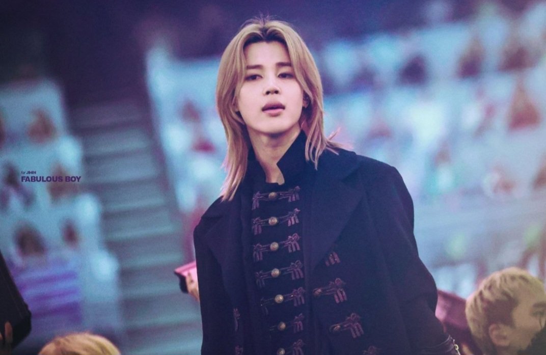 Svitlano4k's tweet photo. @JiminGlobal Only Jimin can do this. His impact is truly unmatched. The Jimin effect is real.

#JiminForFIFA #JiminAtTheWorldCup
#JIMIN #지민 @BTS_twt https://t.co/XzzSM8ic2w