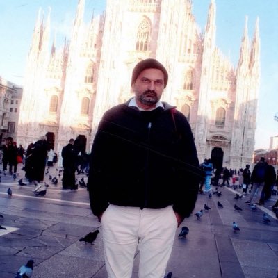 smrizwan61's tweet photo. #NewProfilePic https://t.co/aDfYag1WXp