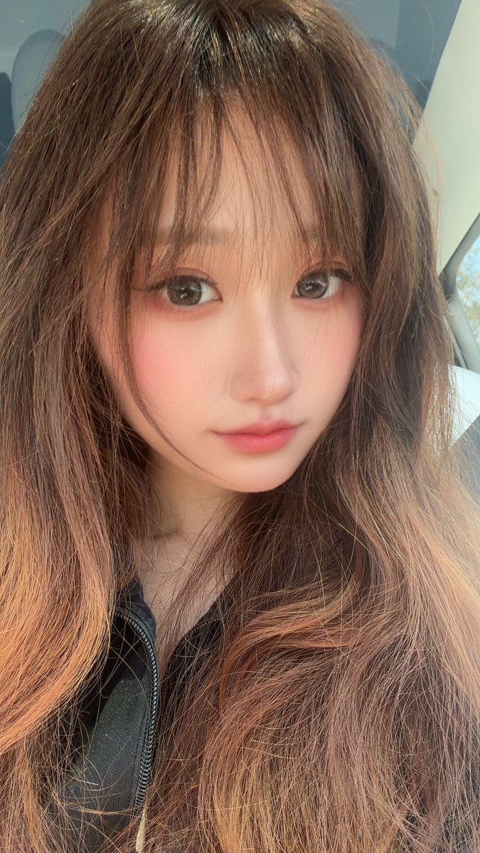Chloe Lin tweet media