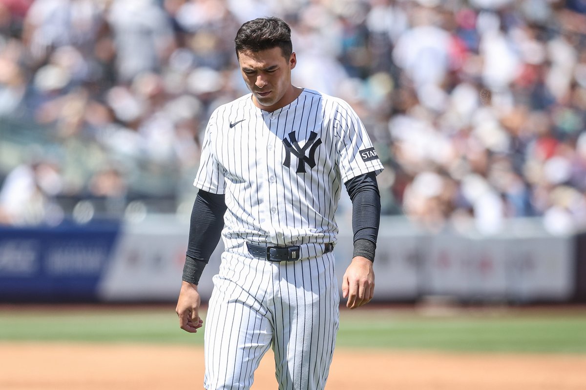 YanksGoYardFS's tweet photo. MLB insider @JimBowdenGM believes that both teams would agree to this trade:

Yankees receive: 
- Ryan Jeffers

Twins receive: 
- Anthony Volpe
- Camilo Doval https://t.co/WldUNsGh0U