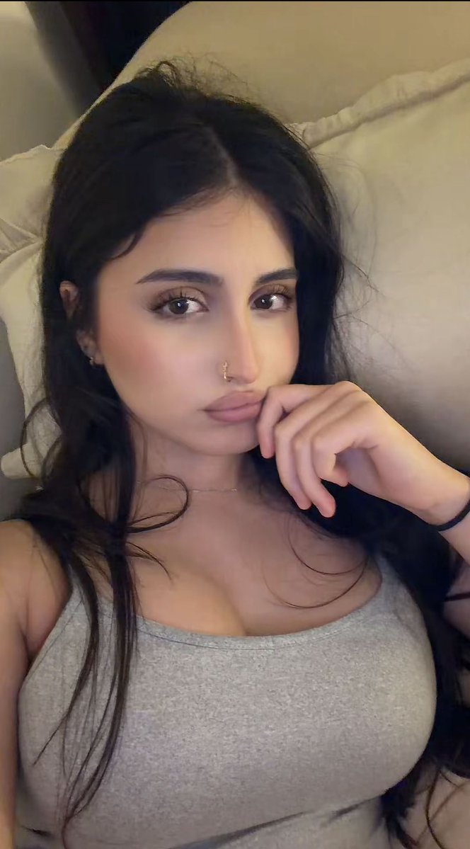 NoorLeb05's tweet photo. Wallahi I’ve been looking good 😋. DM me for more 🥰 https://t.co/ngQoZfWxAE