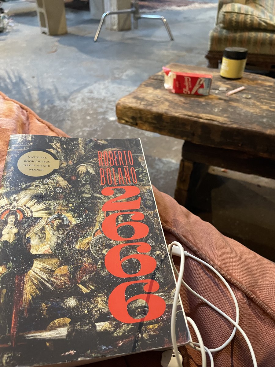 Julia_westphall's tweet photo. Fuck it, Bolaño https://t.co/TRtl8uWgG0