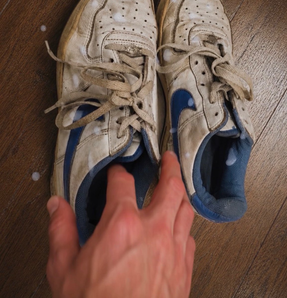 LucaRocco07's tweet photo. Lunch is served. Dumped another warm load on these rank Nikes. Old sneakers make the best cum dumps. Who else uses their beat pairs like this?
#CumFilledSneakers #NikeLoad #SneakerFetish #ShoeCum #AlphaNut #TrashedKicks https://t.co/Ktx5Kzos3z
