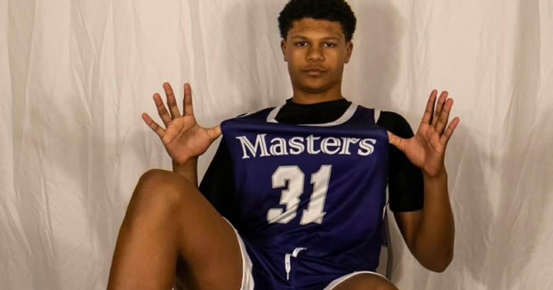 jakeweingarten's tweet photo. Emerging 2028 forward Damian Mojica is gaining plenty of high-major buzz following an impressive summer. He talked his recruitment with @Stockrisers; Syracuse, Virginia Tech, Wake Forest in pursuit.

Plus, new interest from Purdue and Kansas State.

🔗: https://t.co/ccBc6me7To https://t.co/H3r0cfDgcZ