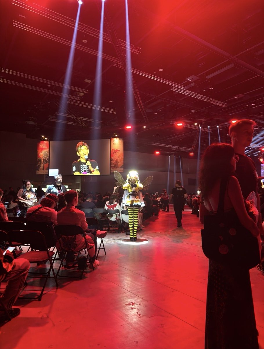 SUN 🌞 EU Fanfest tweet media