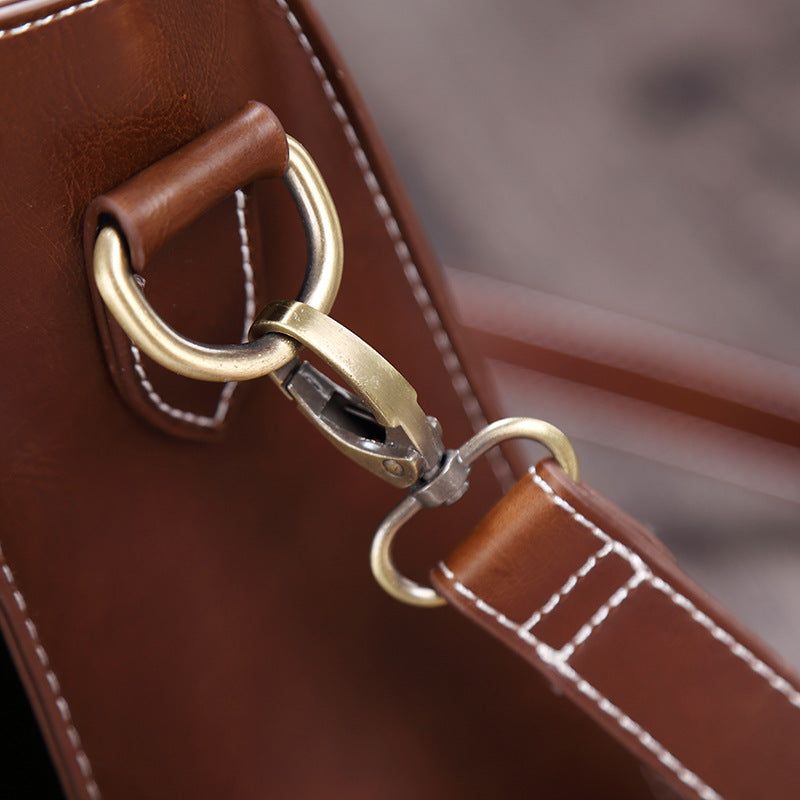 SarahExpressX's tweet photo. This messenger briefcase balances professional utility with a clean, retro-inspired aesthetic. Features a matte finish, internal zip pockets, and a versatile carry style for your daily work essentials.

#Briefcase #WorkBag #MensAccessori...…
https://t.co/qIVscfQ6C7 https://t.co/IGCy9ZIyTH