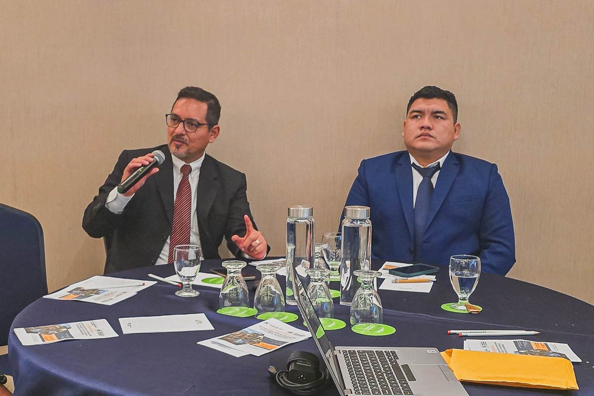 somossbs's tweet photo. ✨🤝 La Subsecretaría de Reinserción compartió su metodología de atención para adolescentes en conflicto con la ley penal durante la reunión mensual del CAI, realizada en coordinación con el @gt_inees.

📰 Lee la nota completa aquí 👉https://t.co/kydIImS45l https://t.co/UOyXVgwQDH