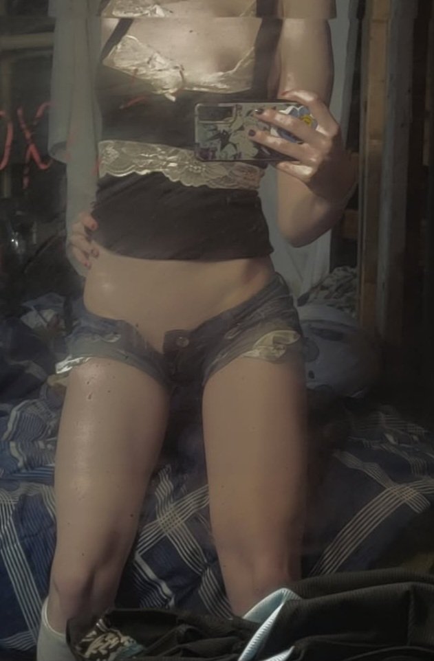 Mm_x_333's tweet photo. π€ . ΫΆΰ§
#tease #freeuse #agegap #shortshorts #mirrorpics #slut #bimbo #daddykink #rapebait #smallbody #sizekink #thighs #lace #nsfwtwt #useme https://t.co/kGXfE5EUfv
