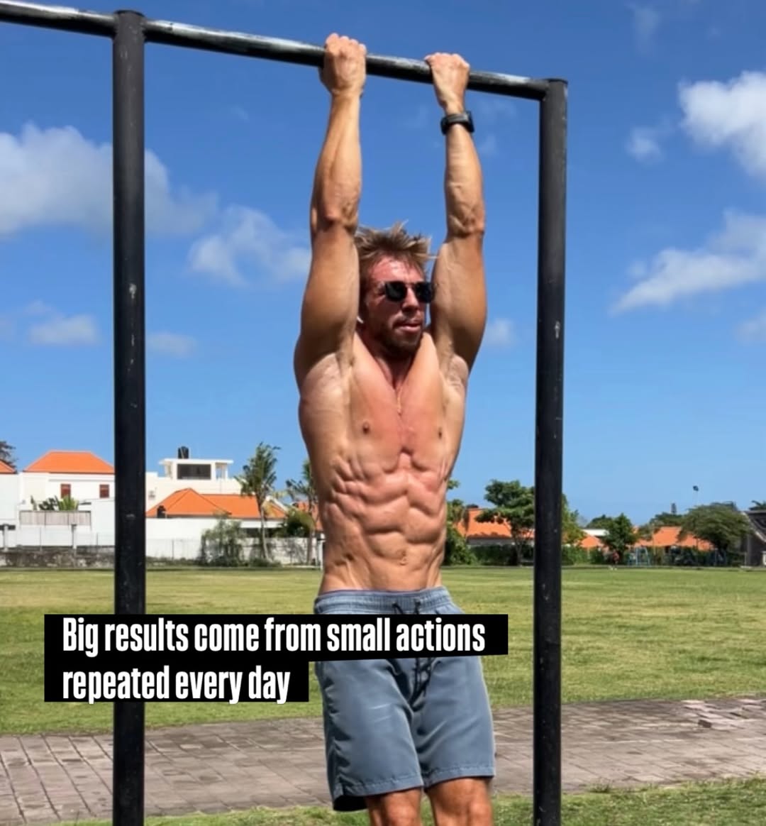 deee_fit's tweet photo. You won’t see results overnight. But if you keep showing up every day, one day you’ll look back and realize how far you’ve come https://t.co/OqAFl98KUN