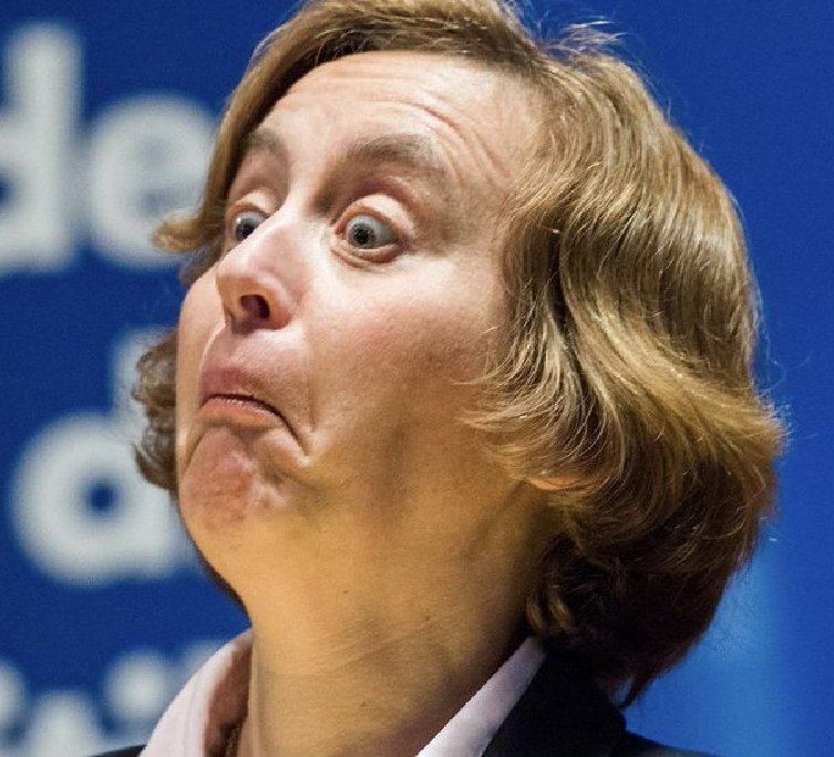 72_bravissimo's tweet photo. @Beatrix_vStorch Maul. https://t.co/wMucPGW3FP