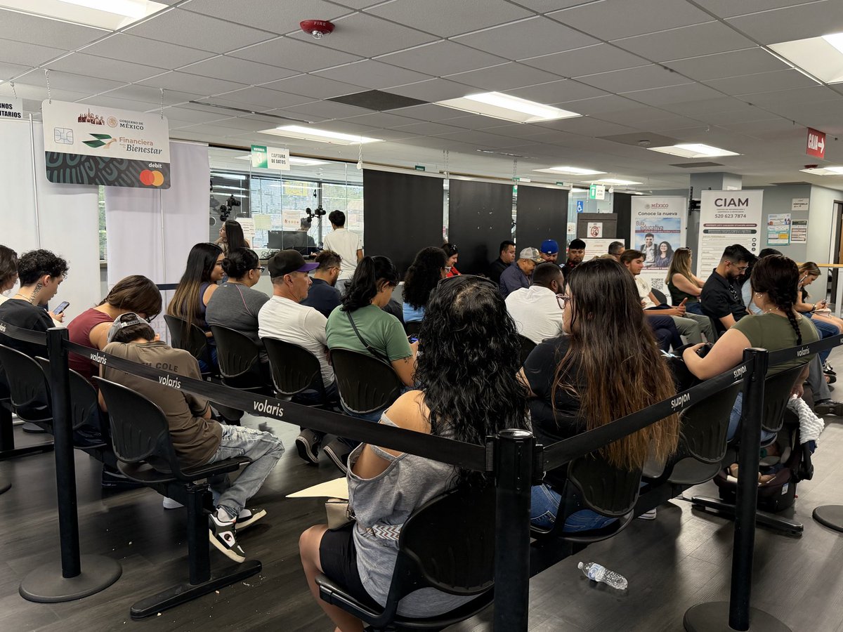 ConsulMexDen's tweet photo. La información también protege. 🇲🇽
Si necesitas orientación o asistencia consular, acude a los canales oficiales.
📞 CIAM: +1 (520) 623-7874 (24/7)
🚨 Emergencias Consulado en Denver: +1 (303) 667-8657
Conoce más sobre nuestros servicios:
🌐 https://t.co/VL9RF5onNT
@pavel_mc https://t.co/dRFizAZcn7