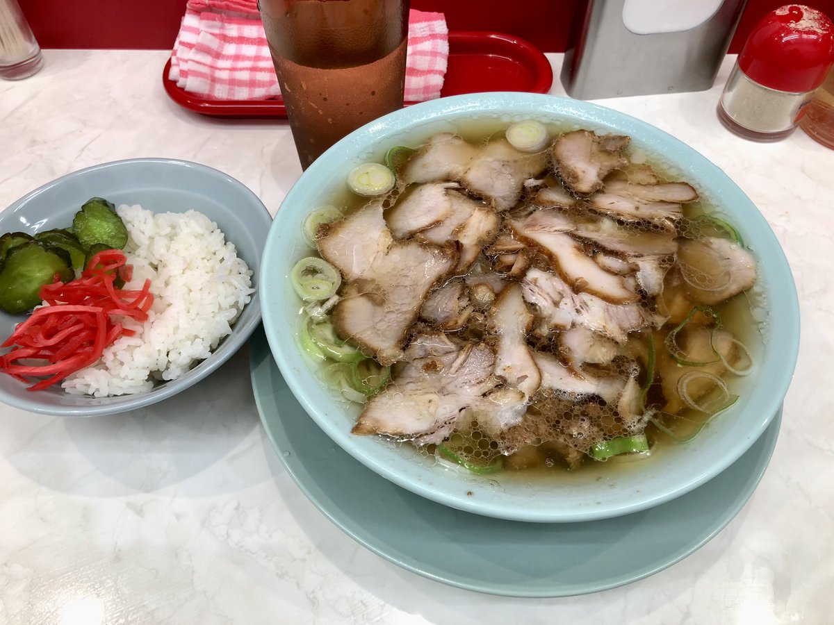 1jgDFmappM7ywcV's tweet photo. なぎちゃんラーメン 西船橋店
                            船橋市千葉
チャーシュー麺  無料ご飯
24時間営業に感謝
美味しく完食♪♪
ごちそうさま(^^) https://t.co/Eq2sqsD5lT