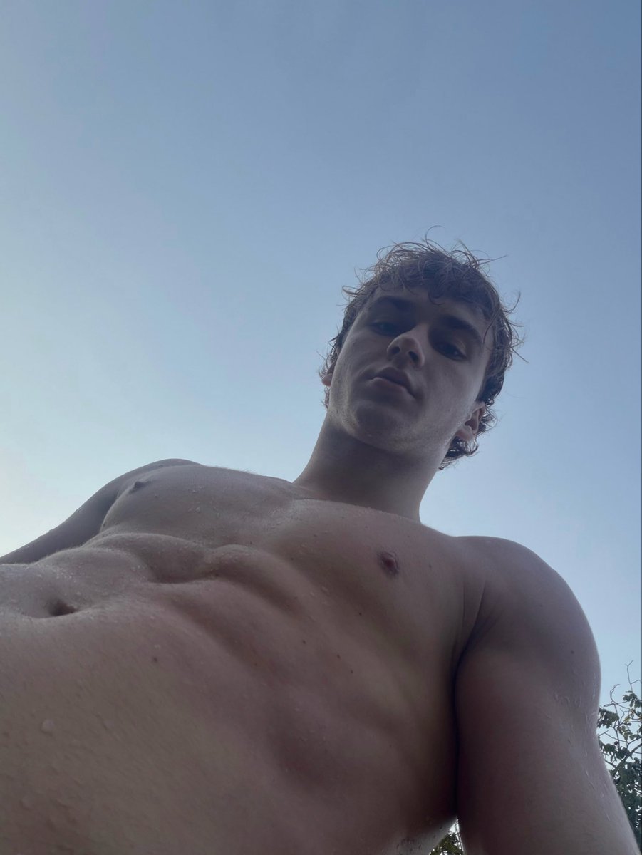 Marko_339's tweet photo. another day of summer♥️ https://t.co/m9BshKQyz9