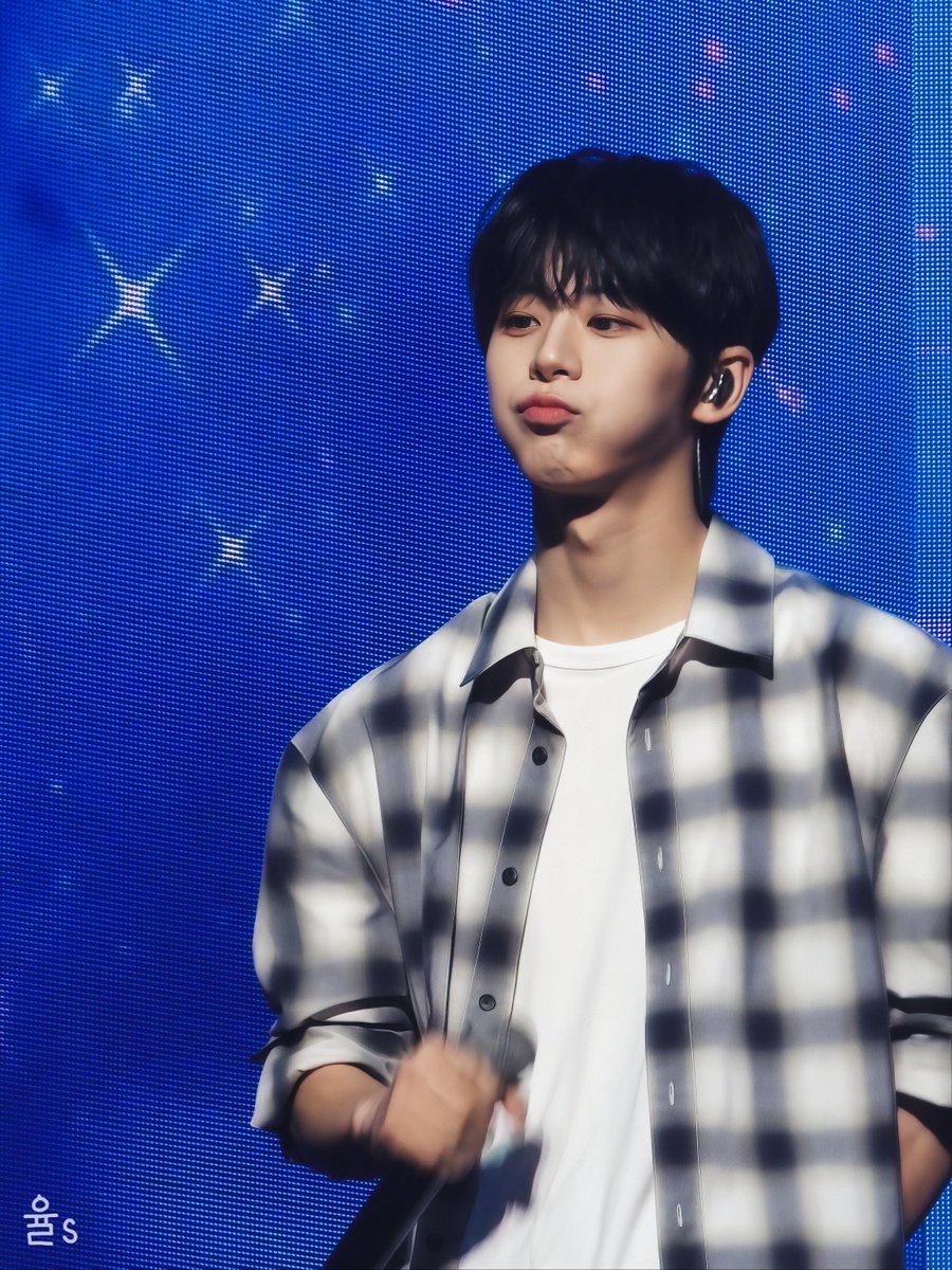 yuls_foha's tweet photo. (づ ᴗ _ᴗ)づ 잘생겼다♡

#아홉 #AHOF #서정우 #JEONGWOO https://t.co/ttHpzCqdKR