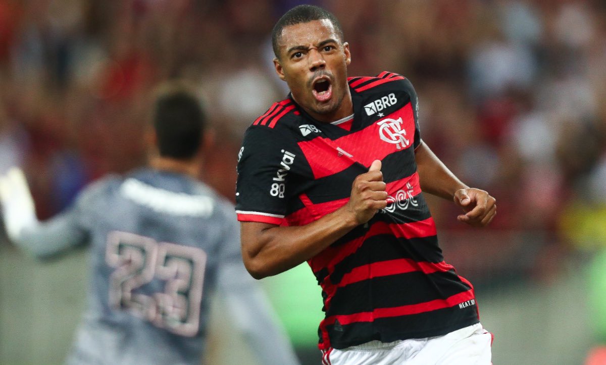 simpraisa's tweet photo. O Peñarol quer Nico De La Cruz. Inicialmente, a ideia do time uruguaio é um empréstimo de um ano.

A diretoria do time uruguaio recebeu o “ok” do estafe de De La Cruz para negociar com o Flamengo. https://t.co/i8zxKQc3Mi