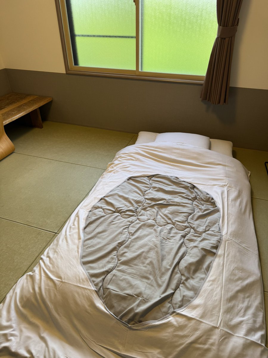 kkkk447297705's tweet photo. ♨️津軽おのえ温泉 日帰り宿 福家♨️
✨青森県平川市✨パート1

日帰り宿ですが、数室だけ宿泊できます😆
初めて宿泊しましたが♨️部屋風呂♨️付きで格安😆😆凄い〜コストパフォーマンス😆

部屋も必要十分😊

#近くに行く際には泊まりたい
#部屋風呂は当然温泉
#青森さいこ〜 https://t.co/dUvszYUV4n