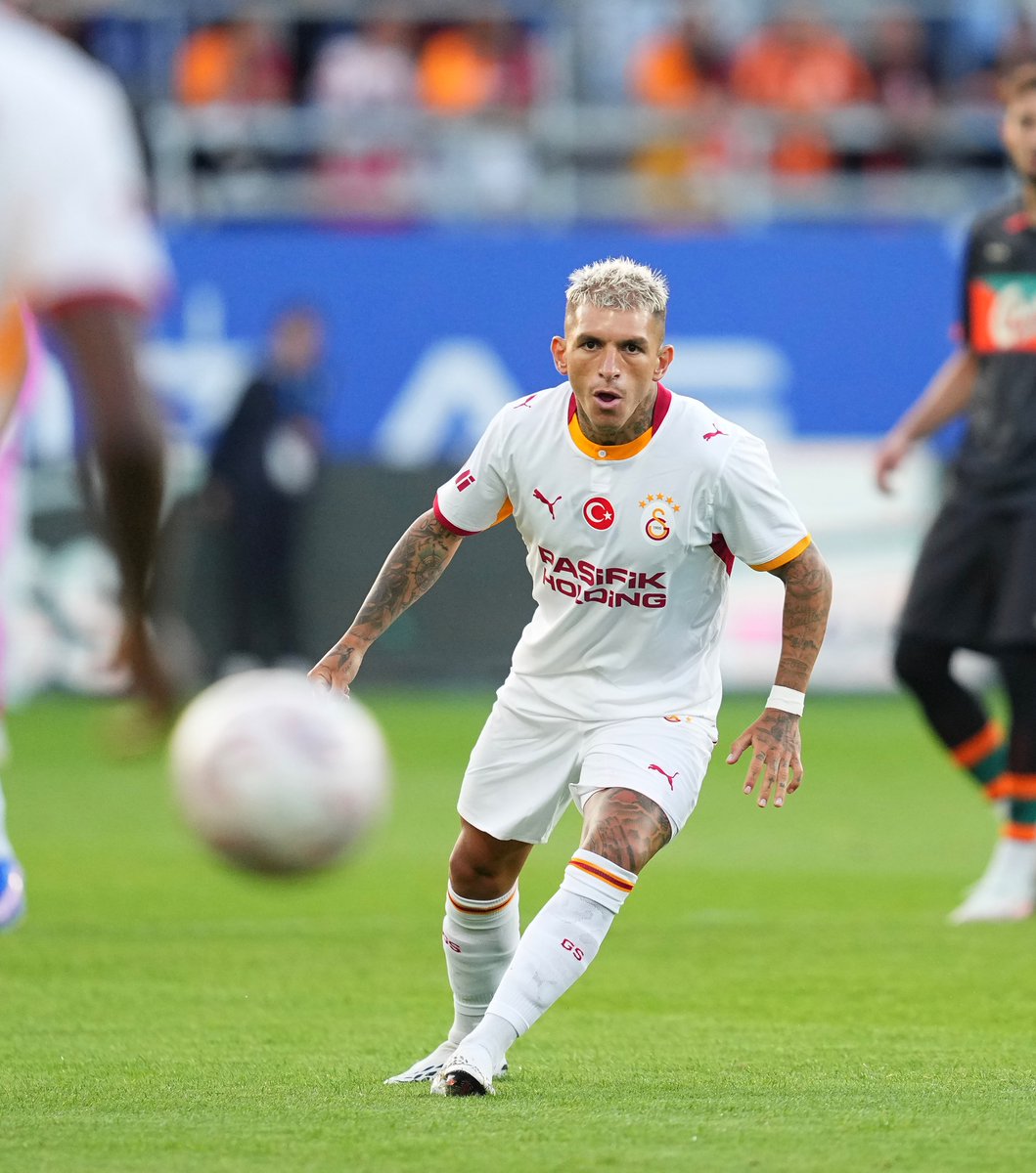 GalatasaraySK's tweet photo. 📸 Karşılaşmanın ilk yarısından kareler. https://t.co/97GHFISdVS