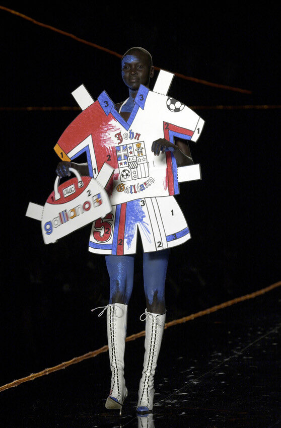 _HDD's tweet photo. John Galliano (2000) https://t.co/k4AiuOqirs