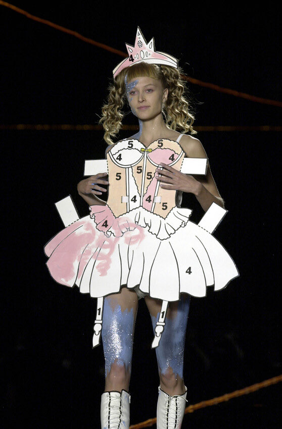 _HDD's tweet photo. John Galliano (2000) https://t.co/k4AiuOqirs