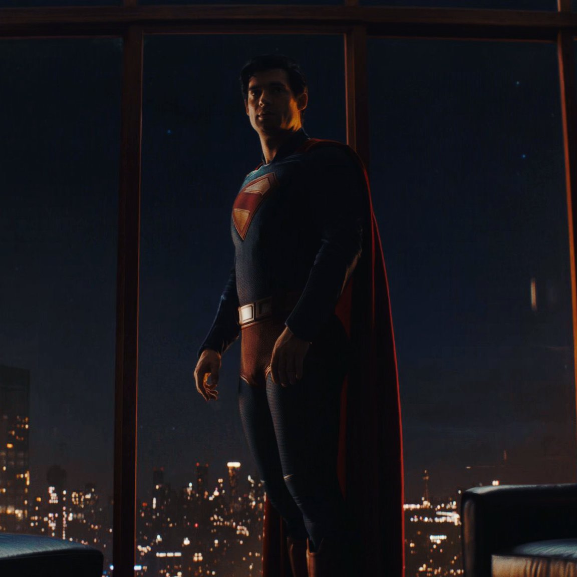 reza825_'s tweet photo. The suit looks so good when it's not baggy https://t.co/O3722xrqm1