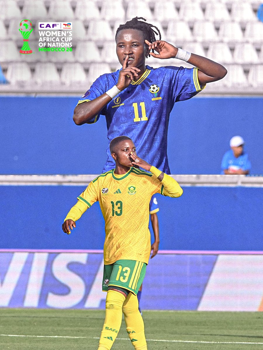 Adambrv's tweet photo. Tanzanian Queens made a statement 

They whooped good the xenophobic chicks and taught them a lesson about humility 

Bring on the next one, please https://t.co/cOs7XvQNoR