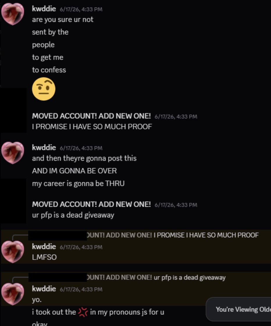 pupsiesfiles's tweet photo. pupsies is using known lolicon emojis while talking to someone of age https://t.co/DyIyNEintb