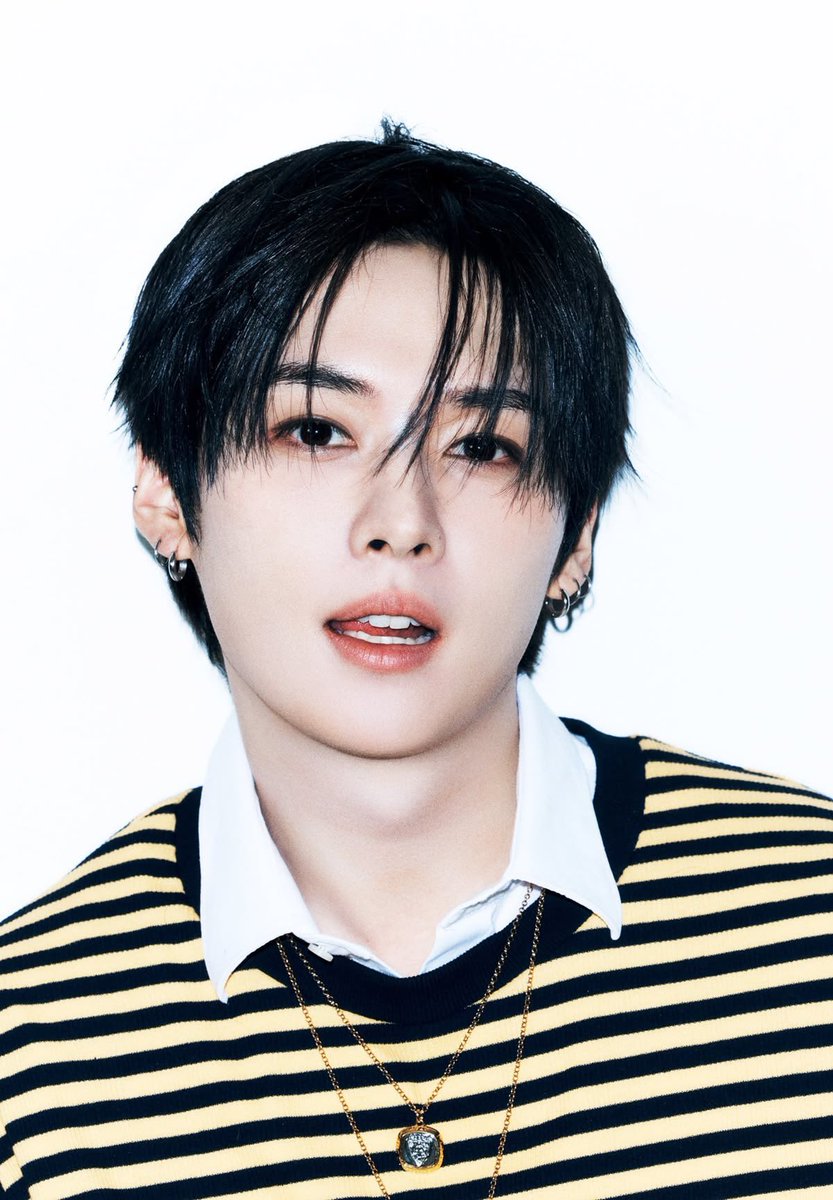 StrayKidsPL's tweet photo. 📢| Lee Know jest jedynym członkiem SKZ bez nowej solowej piosenki na SKZ-REPLAY 2026 Pt. 1. Jego jedynym utworem jest wersja live piosenki sprzed 4 lat. Minho zasługuje na równe szanse i szacunek. @jypnation, dbajcie o swoich artystów!

LEE KNOW WE SUPPORT YOU
#WE_WANT_LEEKNOW https://t.co/4Mp1b2cVLJ