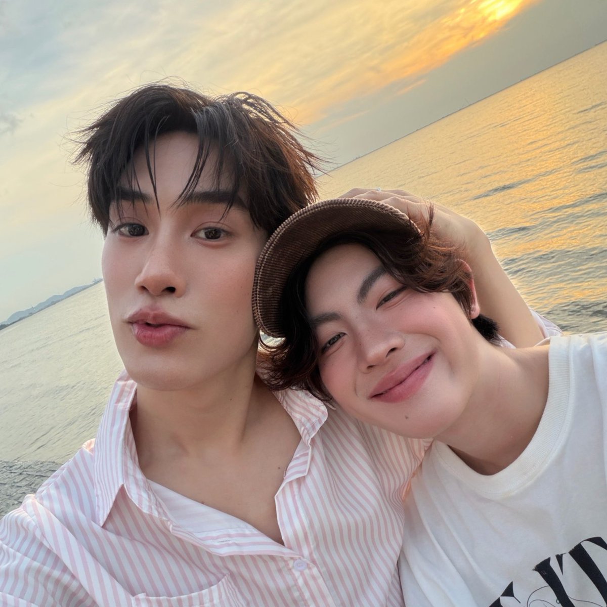 moonxest tweet picture