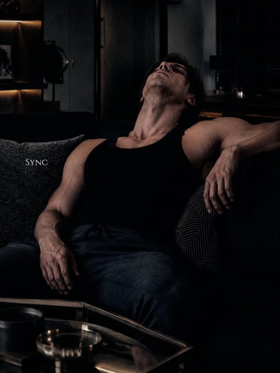 Zireael1987's tweet photo. These photos are insane. Thank you ❤️ @Synclsk_ @alinamoeller23
@puffpeystry 
 
#REBHFUN #LeonKennedy #ResidentEvil� #re9 #re6 #AIart️️️️️️️️️️️️️️️️️️️️️️️️️️️️️️️️️️️️️️️️️️️️️️️️️️️ #residentevilrequiem #leonscottkennedy #fyp https://t.co/BrUO9Dr8Ae
