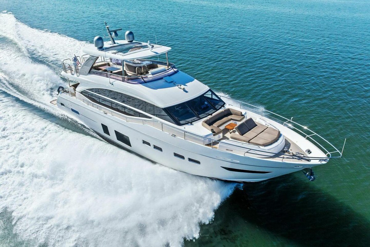 globalyachtex's tweet photo. 3BBoys is an exceptionally maintained 2018 Princess 75 powered by twin 1800 HP MANs. Featuring Seakeeper stabilization, extended-range fuel, Garmin electronics, Starlink, twin generators, Watermaker/Spot Zero, ceramic coating, and premium upgrades throughout. 🛥️✨
#Princess https://t.co/UPtdwI7Ahu
