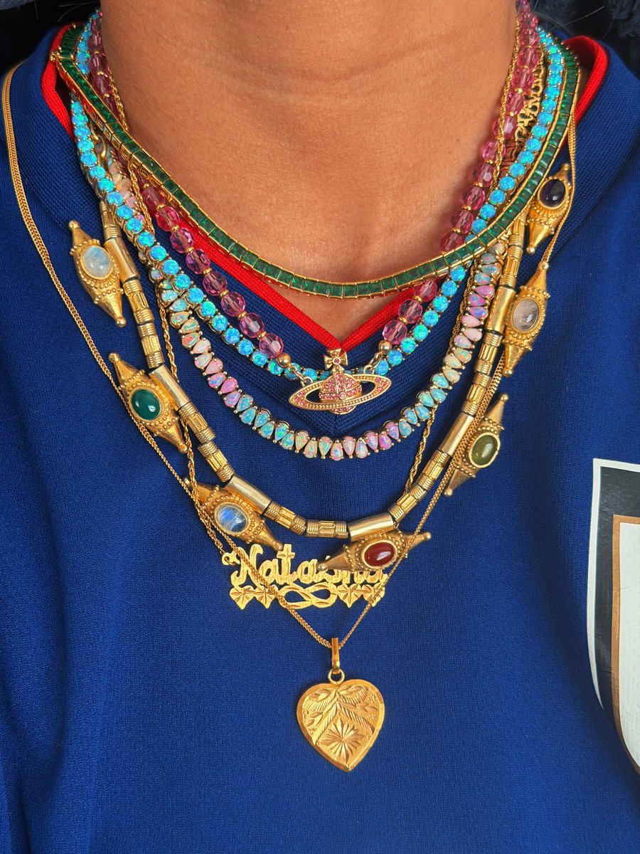 tashteshtish's tweet photo. jewellery stacks https://t.co/KgloXcW2Ts