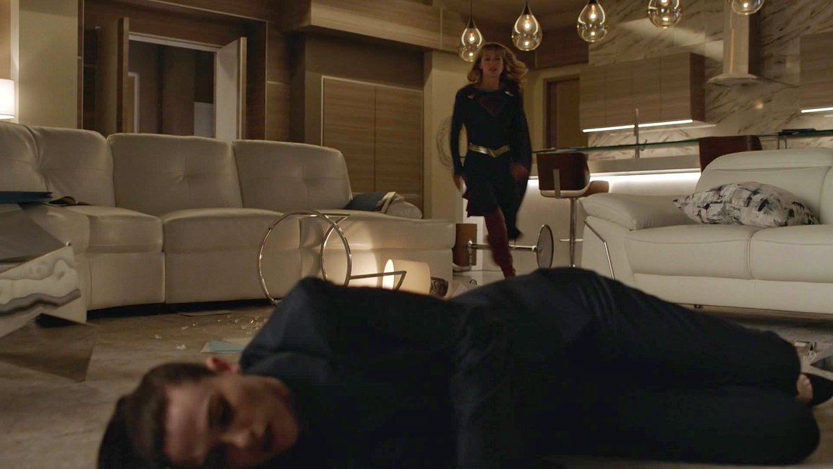 mysupercorp's tweet photo. needy brat lena staged an attack on herself because she wanted kara to hold her and some people say she's a top 😭 https://t.co/fk8MBdPuQo