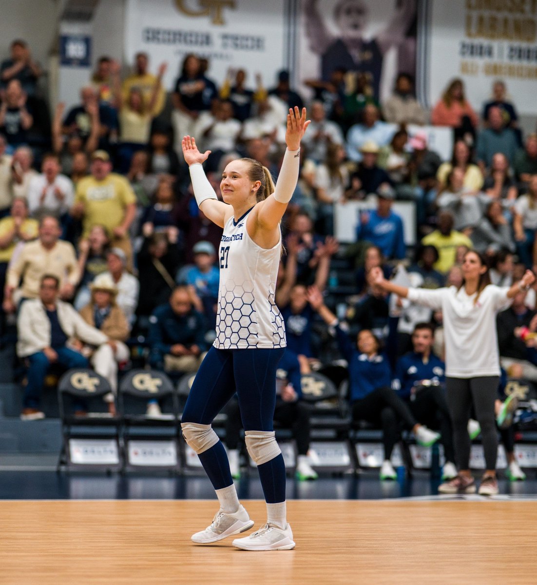 GTVolleyball's tweet photo. Another trip around the sun, another year of greatness ahead 🎂

Help us in wishing Anna a very Happy Birthday! 

#StingEm × #PointTech 🐝 https://t.co/tz07VUFuh9