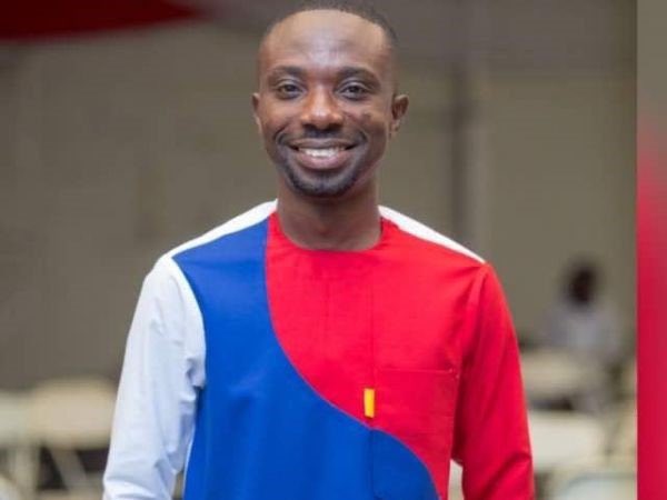 IdanBarnes's tweet photo. BREAKING 🚨: DENNIS MIRACLE ABOAGYE IN HOT WATER OVER GH₵102 MILLION UNDISCLOSED ACCOUNT - IMCC DROPS BOMBSHELL

IMCC alleges that Dennis Miracle Aboagye sought to have aspects of forensic audit findings dropped including findings involving an UNDISCLOSED bank account that recorded transactions totalling GH₵102,256,802.69.

The audit findings have since been submitted to EOCO for necessary action.

The questions are getting bigger. 👀🔥