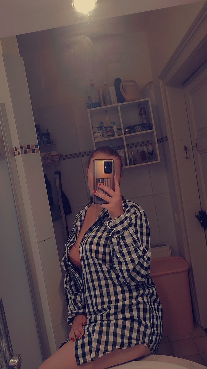 Michelle8ogr's tweet photo. Es ist zeit zum zu melken ihr hunde 💋😈 erziehung,erniedrigung,findom,femdem,kontrolle,blackmail,feetfetisch,unterwäsche bilder und videos alles dabei um euch zuleeren ihr opfer😈💋🥵💸
#zahlsklaven #zahlschwein #findom #femdom #paypig #feetfetısh https://t.co/Xvup18uXOr