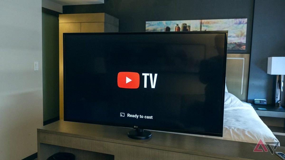 s2ryuto27's tweet photo. GoogleのYouTube TVとComcastのPeacockが新たな契約を結んだよ📺

来年初めから、米国のYouTube Premium会員はPeacockの全コンテンツ（ライブスポーツも含む）が見られるようになるみたい！

#CNBC https://t.co/d2nMhSWwoh