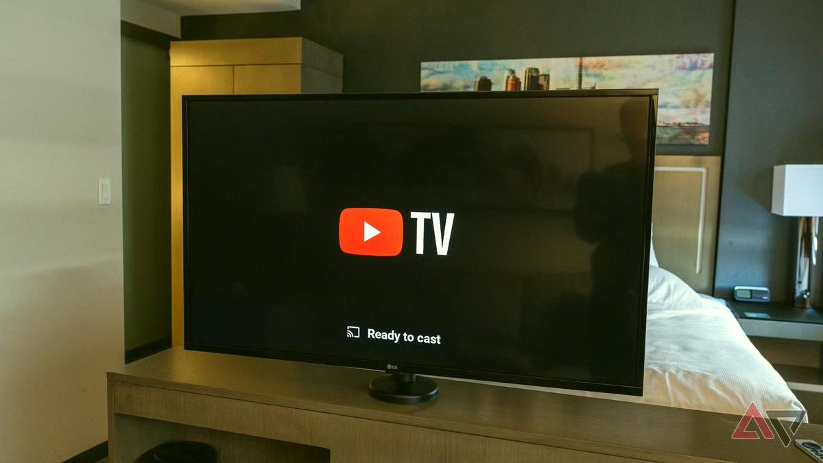 SMayui's tweet photo. YouTube TVとPeacockが新しい契約を結んだみたい📺
Google傘下のYouTube TVとComcast傘下のPeacockが発表したんだけど、来年初めからアメリカのYouTube Premium会員はPeacockのコンテンツ全部、ライブスポーツも含めて見られるようになるらしいよ - CNBC https://t.co/8lgM0JoBfI