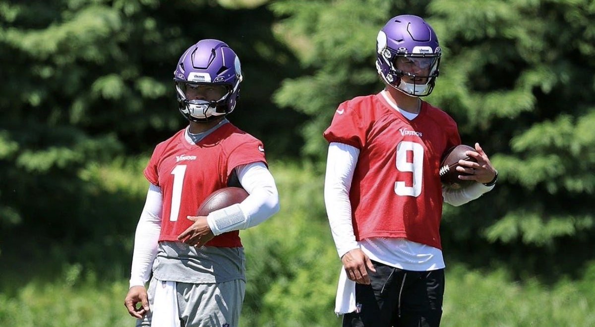 PlaymakerSoc's tweet photo. #Vikings They keep calling it a QB competition in Minnesota… but is it really? 👀

J.J. McCarthy might still be in the Vikings future, but Kyler Murray is the guy right now.

Put K1 in KOC’s offense with Justin Jefferson + Jordan Addison and press play. 🎥🔥 https://t.co/v2nxFCVUB9