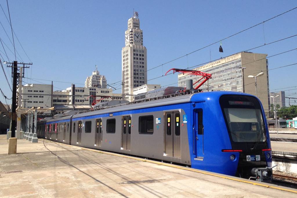 RioEstacao's tweet photo. Depois de a SuperVia encerrar o contrato, deixando dívidas, a Comissão de Transportes da Alerj encaminha requerimento de informações à nova operadora TrensRJ, visando garantir a qualidade do serviço #trens https://t.co/1LyJQ8CvFO https://t.co/UFsrA9V0rH