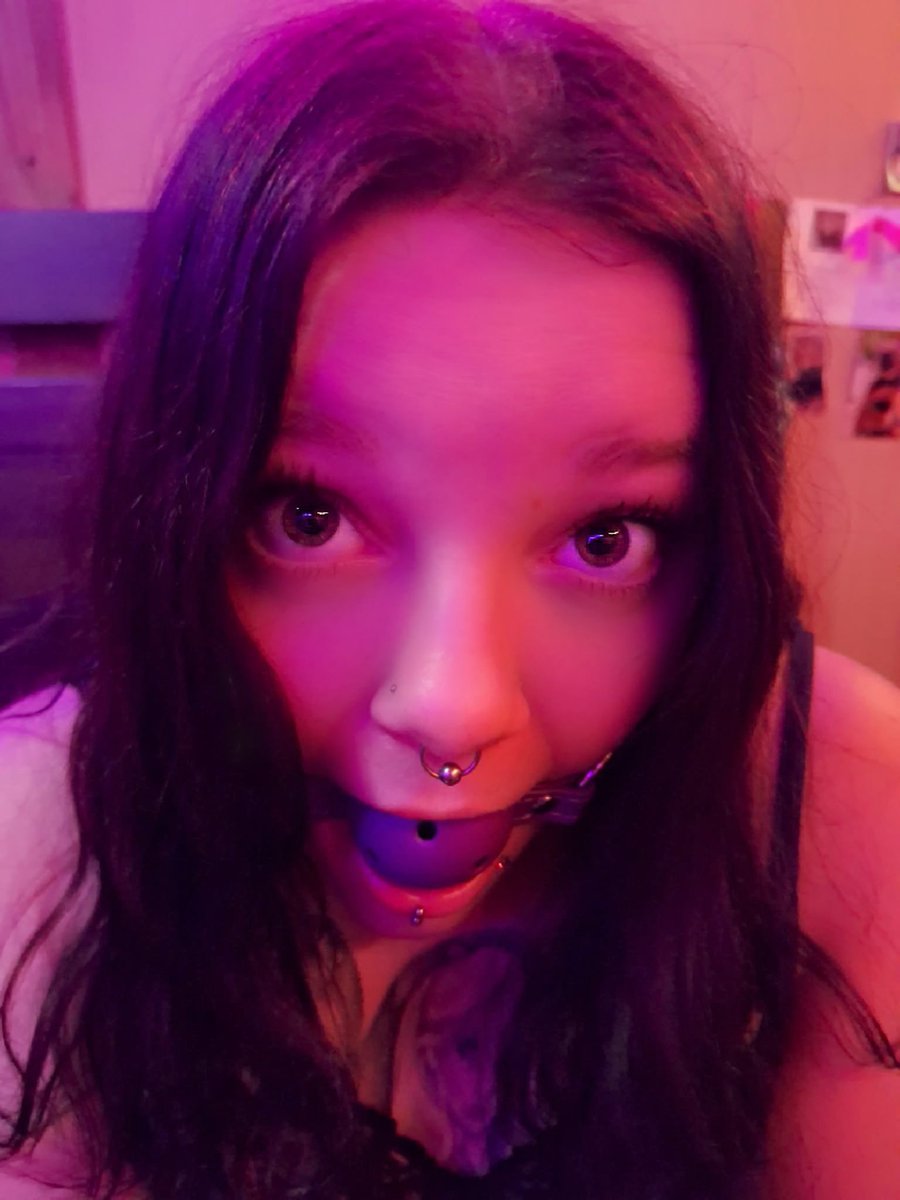 LiLath096's tweet photo. Choke and gag me daddy!!! #submissive #gagme #ddlg #useme #owned https://t.co/8lNhq1qKl0