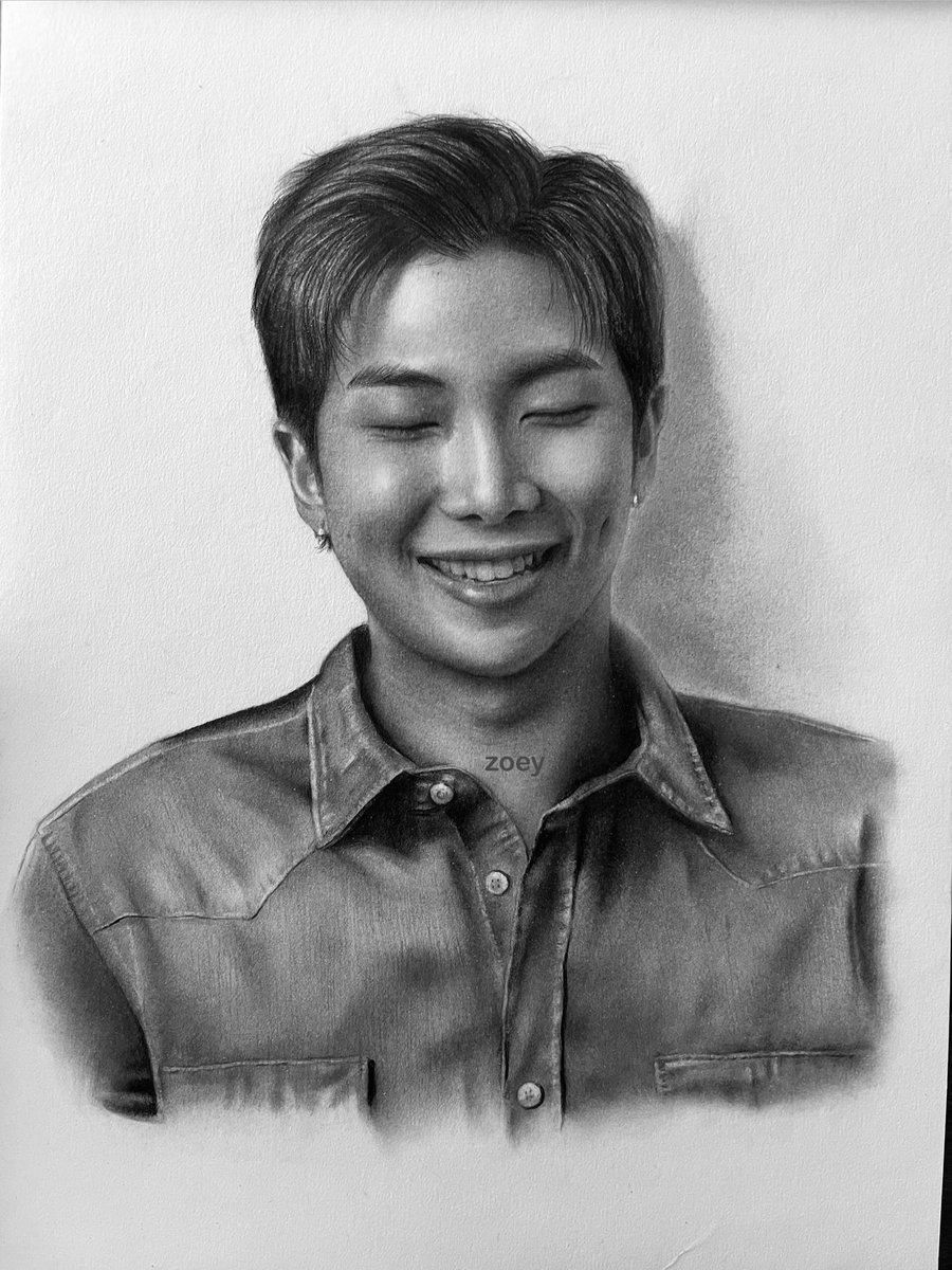 ONLYNAMJ00N's tweet photo. #RM https://t.co/9jlSaBX1b8